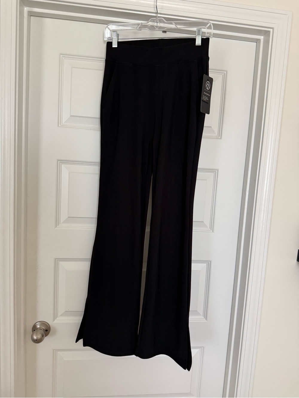 Black Wide-Leg Ribbed Pull-On Pants